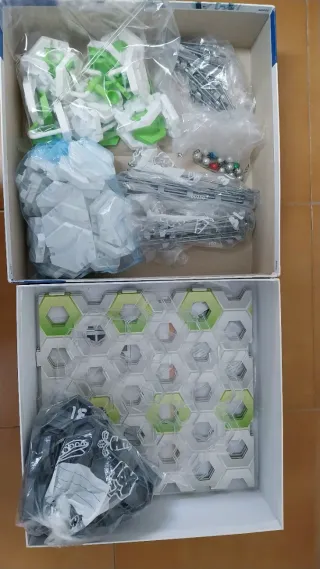 Gravitrax + Trampolín + Catapulta