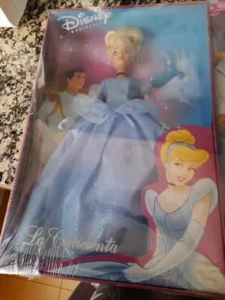 Set di bambole Cenerentola e il Principe Azzurro Disney