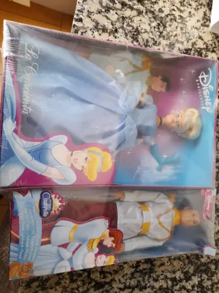 Set di bambole Cenerentola e il Principe Azzurro Disney