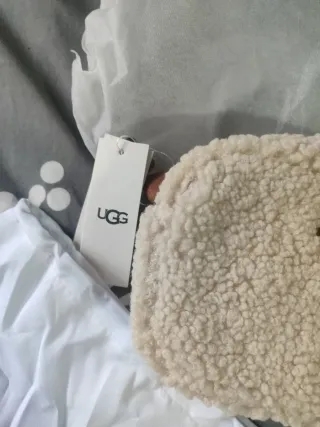 Bolso pequeño UGG beige