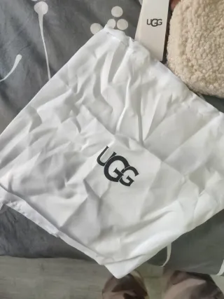 Bolso pequeño UGG beige