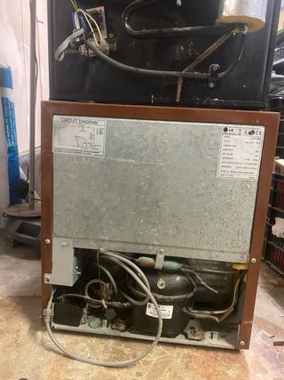 Cinco neveras para reparar