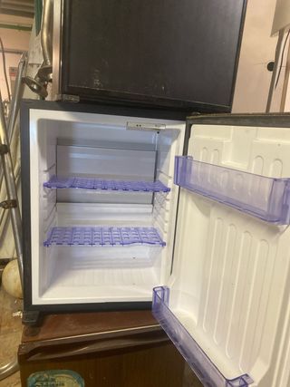 Cinco neveras para reparar