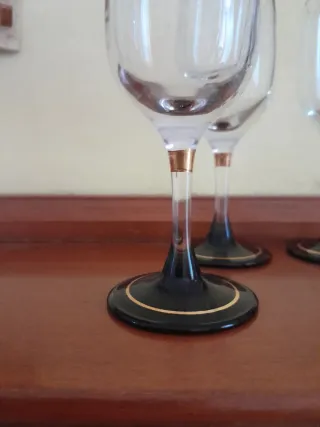 Set 4 Bicchieri Liquore Vintage Nero Oro
