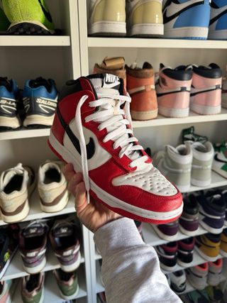 Nike Dunk High Chicago