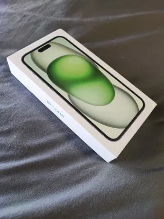 iPhone 15 Plus Verde 128GB 90% + Fundas