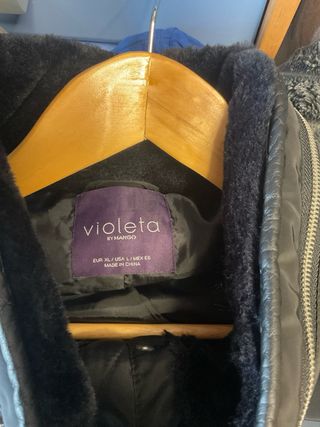Violeta by Mango Chaquetón Negro