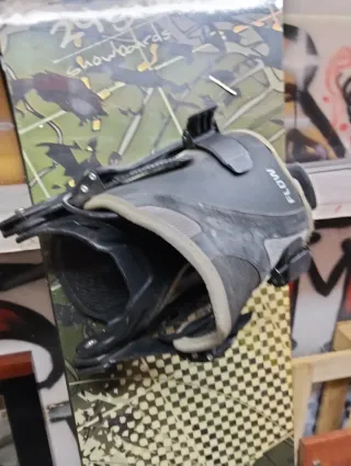 Tabla de Snowboard con Fijaciones
