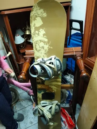 Tabla de Snowboard con Fijaciones