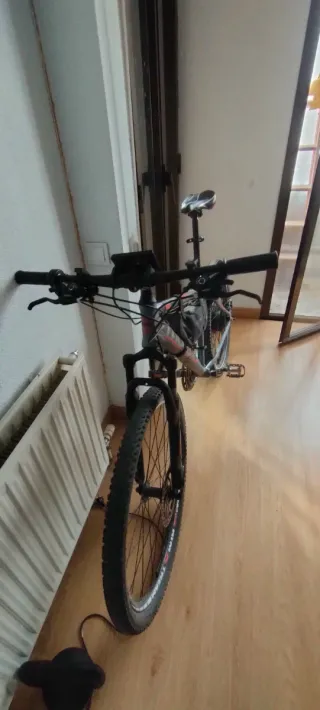 Bicicleta de Montaña electrica( con 2 baterías)