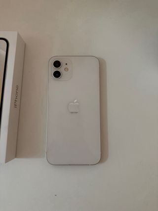 iPhone 12 Apple