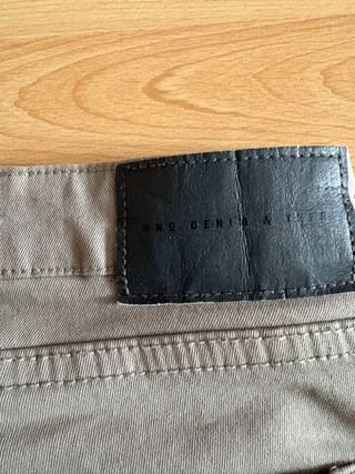 Pantalón vaquero skinny gris