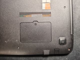 Portátil Asus F555L 8GB RAM 1TB HDD + 265GB SSD