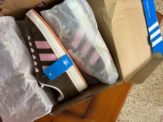 Adidas Zapatillas Retro Marrón y Rosa