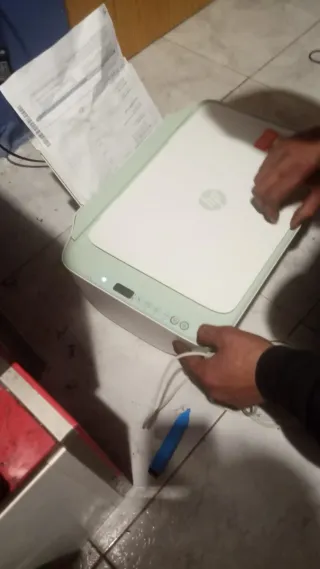 Impresora HP Blanca y Verde