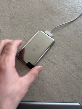 Lote Apple: iPad, iPod Classic, iPhone