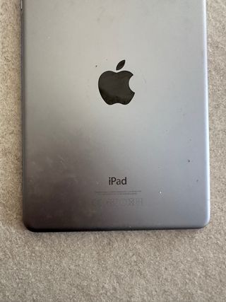 Lote Apple: iPad, iPod Classic, iPhone