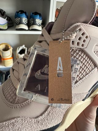 Jordan 4 A Ma Maniére Beige/Marrón