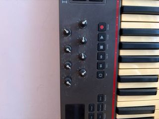 Teclado MIDI Nektar Impact LX49