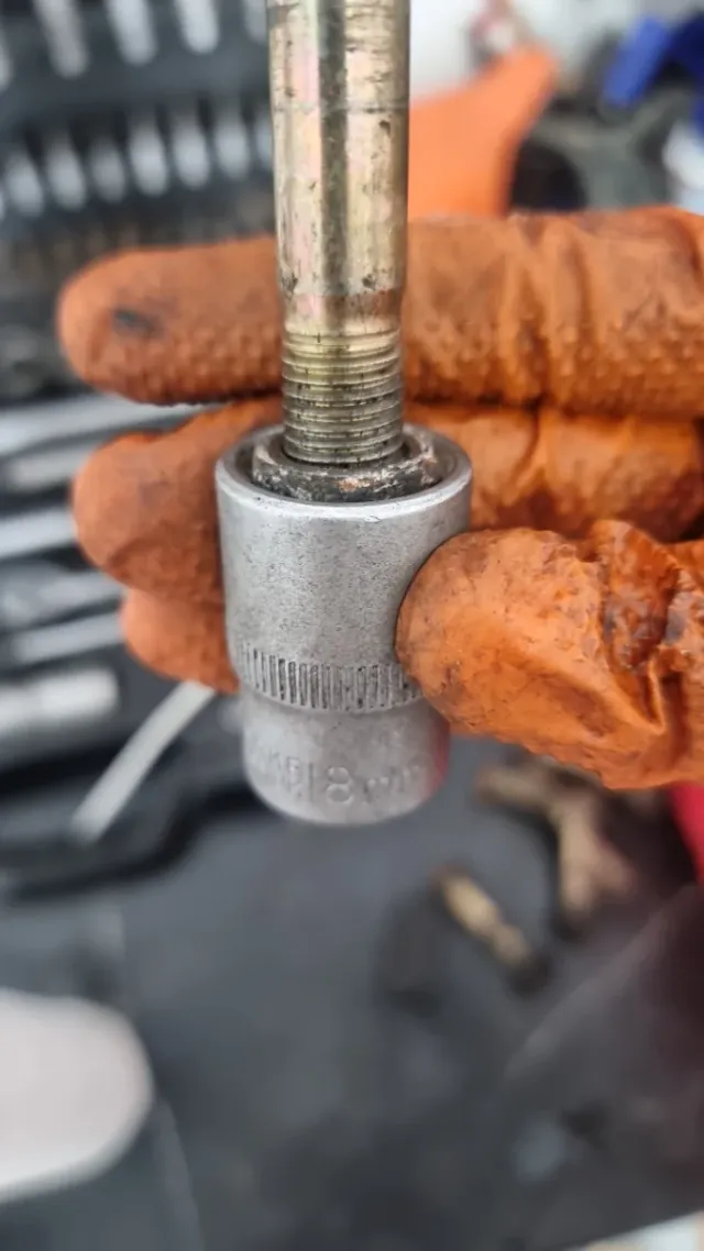 Tornillos BMW E34 Flector