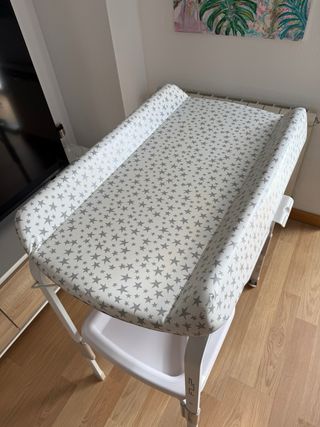 Cambiador Jané Flip con bañera