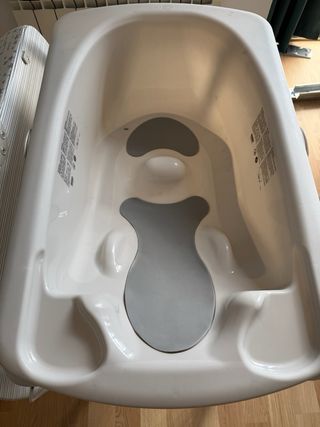 Cambiador Jané Flip con bañera