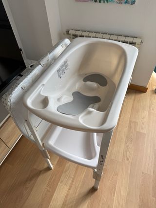 Cambiador Jané Flip con bañera