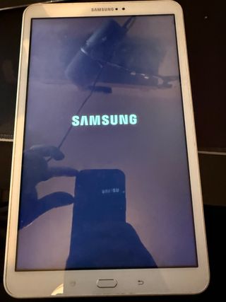 Tablet Samsung T580 Blanca