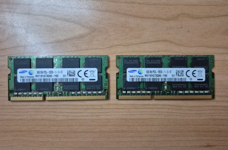 2x Memorias RAM Samsung 8GB PC3L 12800S