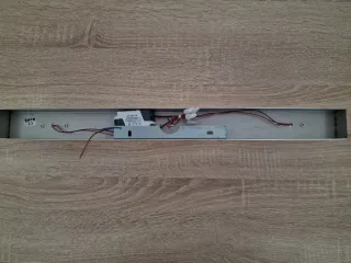 Aplique / Luz de pared metal y plástico