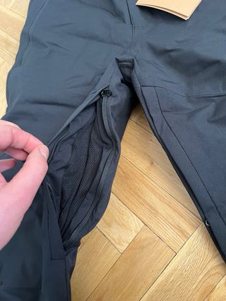 Pantaloncini da sci Izas Outdoor da donna taglia L
