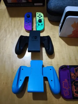 Nintendo Switch OLED Edizione Speciale Pokémon