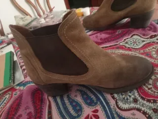 Botines piel serraje beige/marrón talla 41