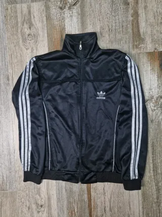 Chaqueta Adidas Negra y Plateada