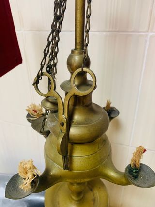 Candelabro antiguo de latón