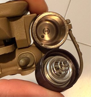 Linterna Surefire para casco
