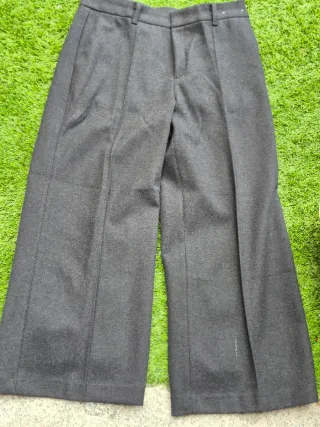 Traje Uniqlo Chaqueta y Pantalón Gris Talla M