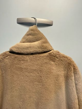 Abrigo osito reversible beige