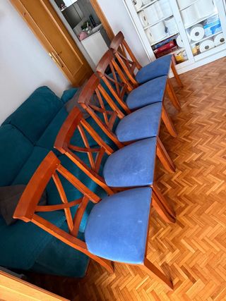 5 Sillas de Comedor Madera y Tela Azul