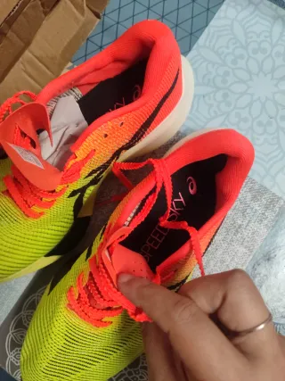 Zapatillas Asics FF Turbo+ Amarillas y Rojas