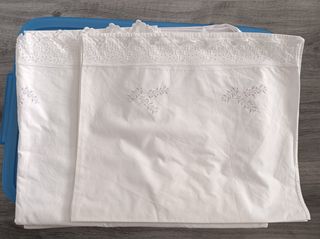 Sábanas bordadas mariposas