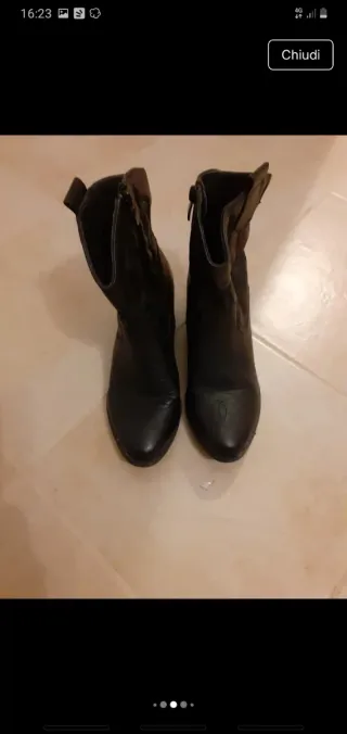 Stivaletti texani neri