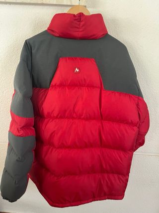 Plumífero Marmot Rojo