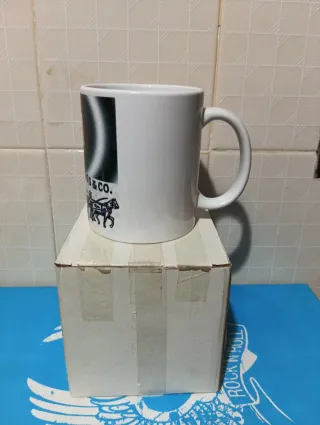 Taza Levi's 501 Nueva