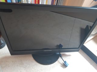 Ordenador ASUS X555Q + Pantalla VGA