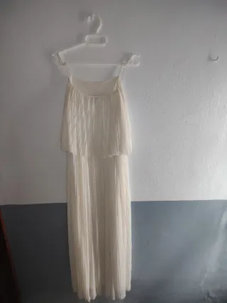 Vestido largo blanco plisado