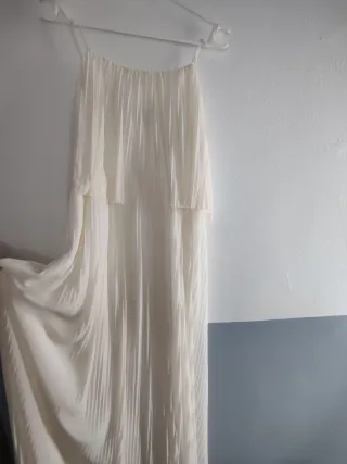 Vestido largo blanco plisado
