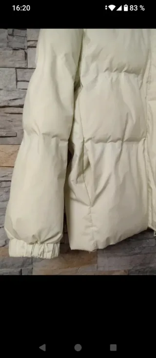 Cazadora acolchada blanco roto
