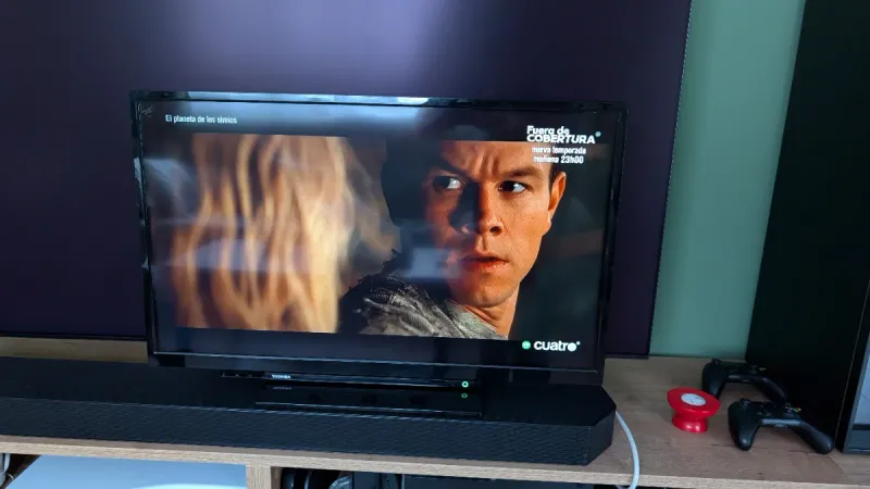 TV Toshiba LED SmartTV 32 " 2023 con garantía afbeelding 3