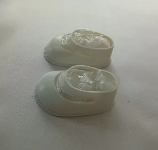 Zapatos antiguos holgados a Nancy. Leer medidas